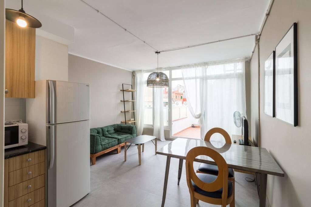 Bebarceloner Sant Andreu - Attic With Terrace