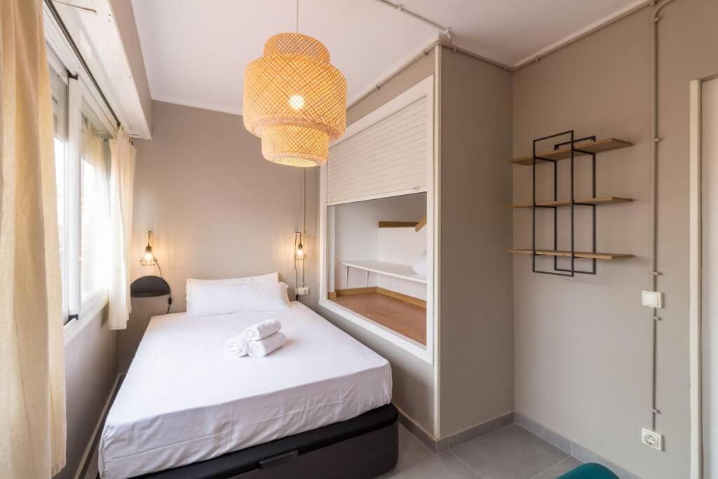 Bebarceloner Sant Andreu - Attic With Terrace