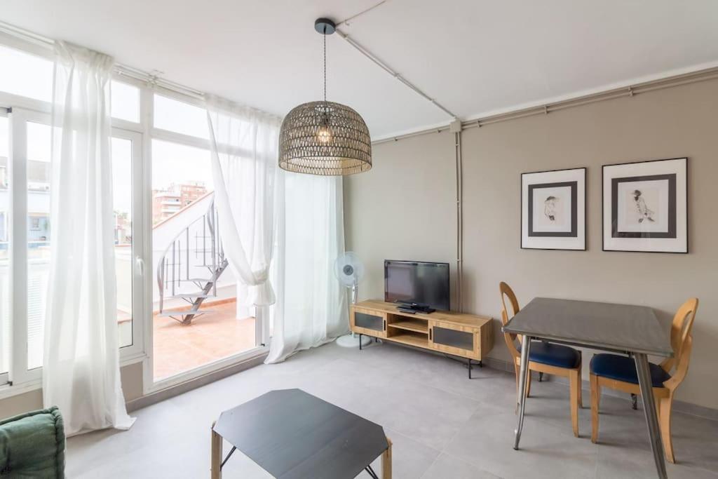 Apartment Bebarceloner Sant Andreu - Attic With Terrace
